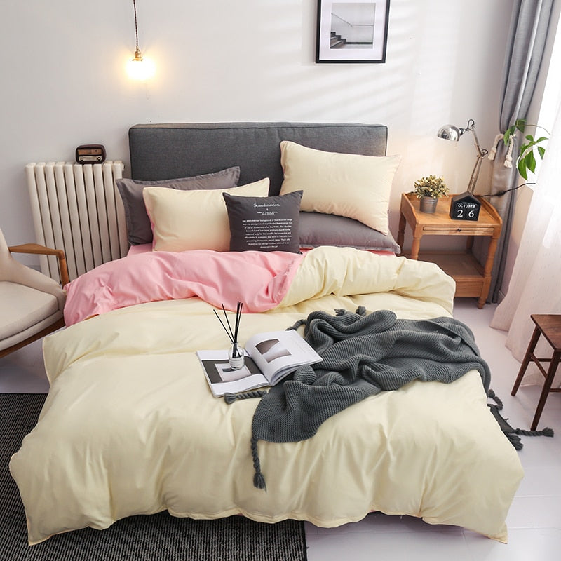 Beige En Roze Omkeerbare Beddengoedset